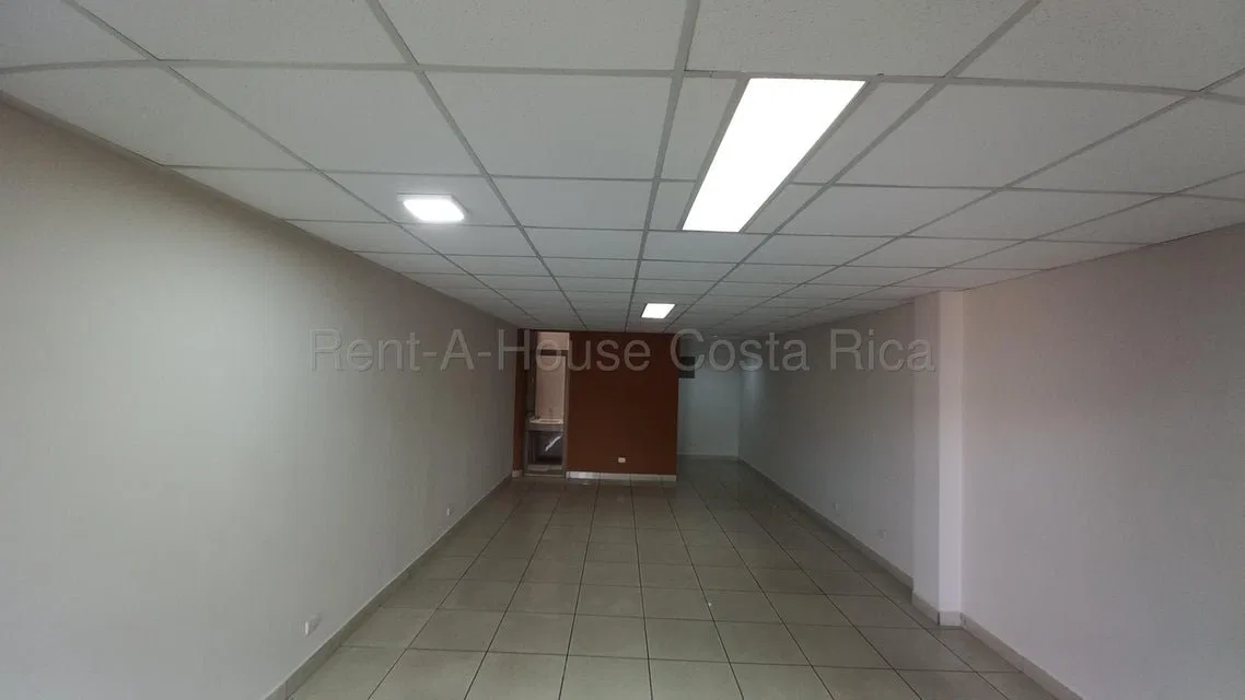 Alquiler de Local Comercial en Goicoechea, San José.  - Alquiler / Renta en Goicoechea, photo 3