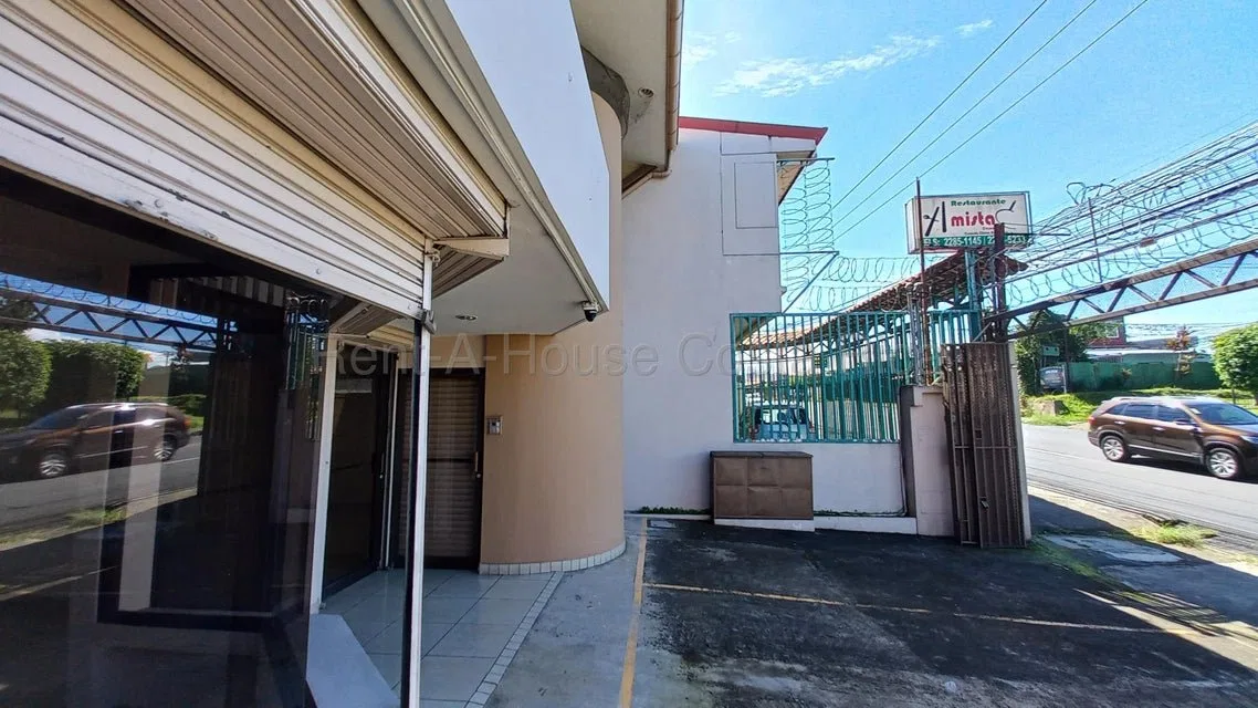 Alquiler de Local Comercial en Goicoechea, San José.  - Alquiler / Renta en Goicoechea, photo 8