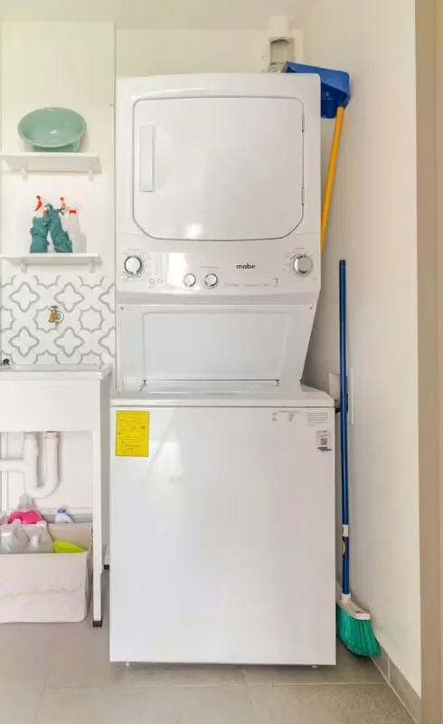 Este moderno apartamento, ubicado en el piso 13, se presenta como una oportunidad excepcional para quienes buscan comodidad y estilo en San José provincia. Completamente amueblado y ..., photo 9