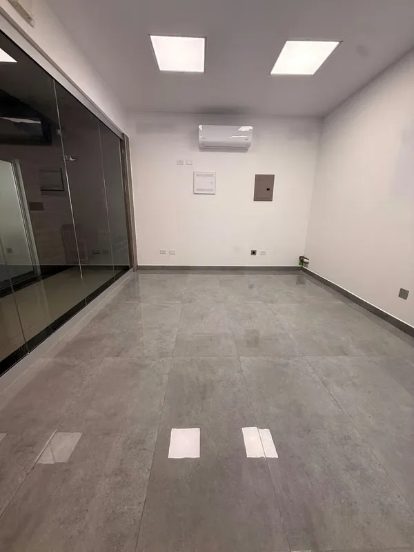 Ideal para consultorio, tiendas, oficinas que busquen un punto seguro y no necesiten exposición directa a calle.