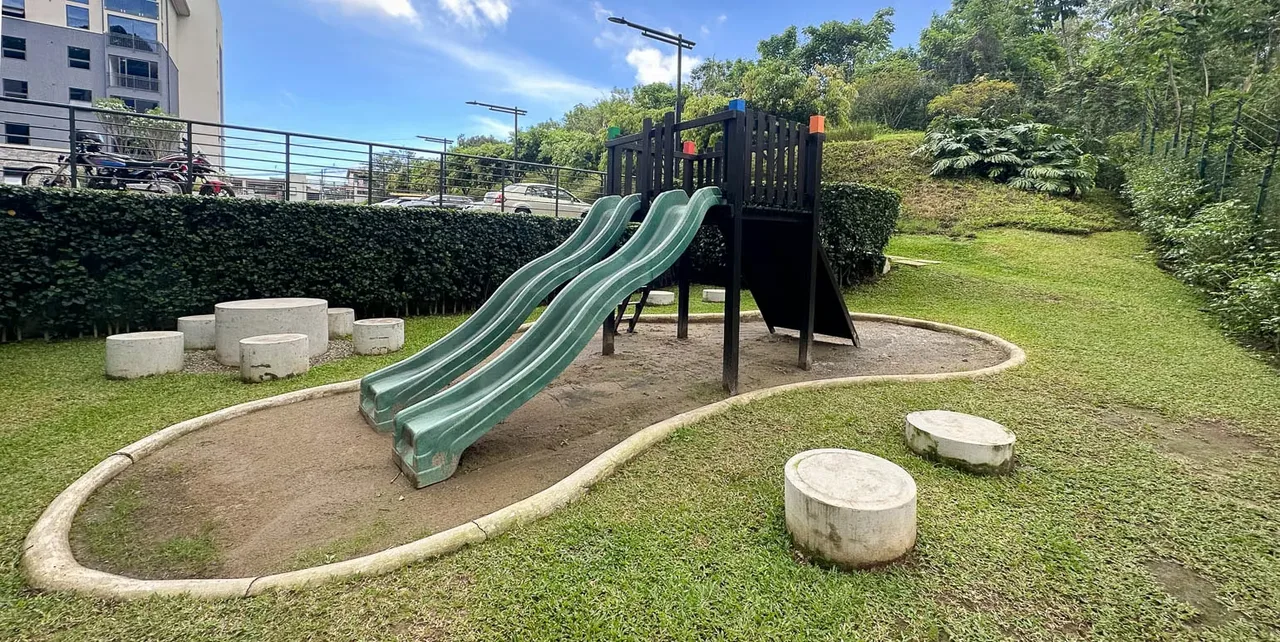 Una residencia ejecutiva completamente amoblada, lista para mudarse y disfrutar desde el primer día. Su terraza aporta un ..., photo 2