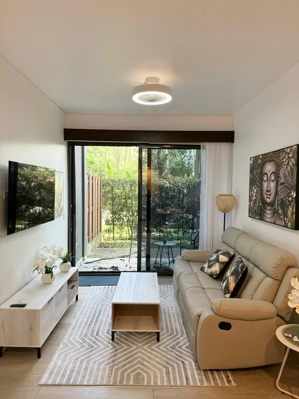 Una residencia ejecutiva completamente amoblada, lista para mudarse y disfrutar desde el primer día. Su terraza aporta un ..., photo 9
