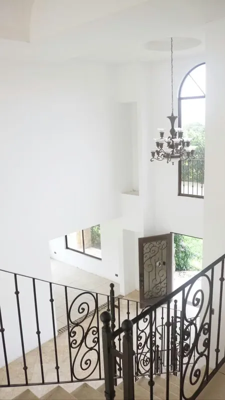 A sophisticated single-family contemporary estate offering absolute privacy, volumetric amplitude, and premium finishes. Located in the prestigious Hacienda Los Reyes community in La ..., photo 10