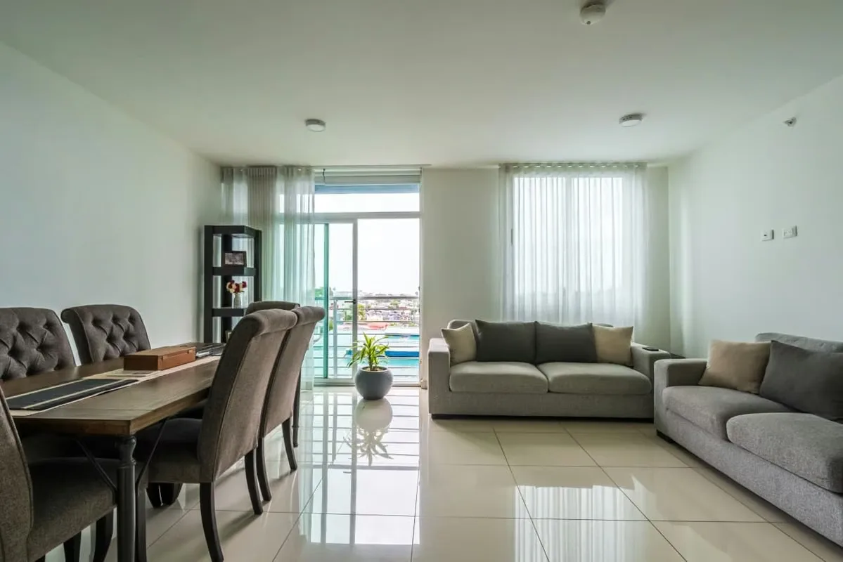 Venta de hermoso apartamento semiamueblado y con diseño moderno, ubicado en el Condominio Bambú Rivera, Tibás., photo 5