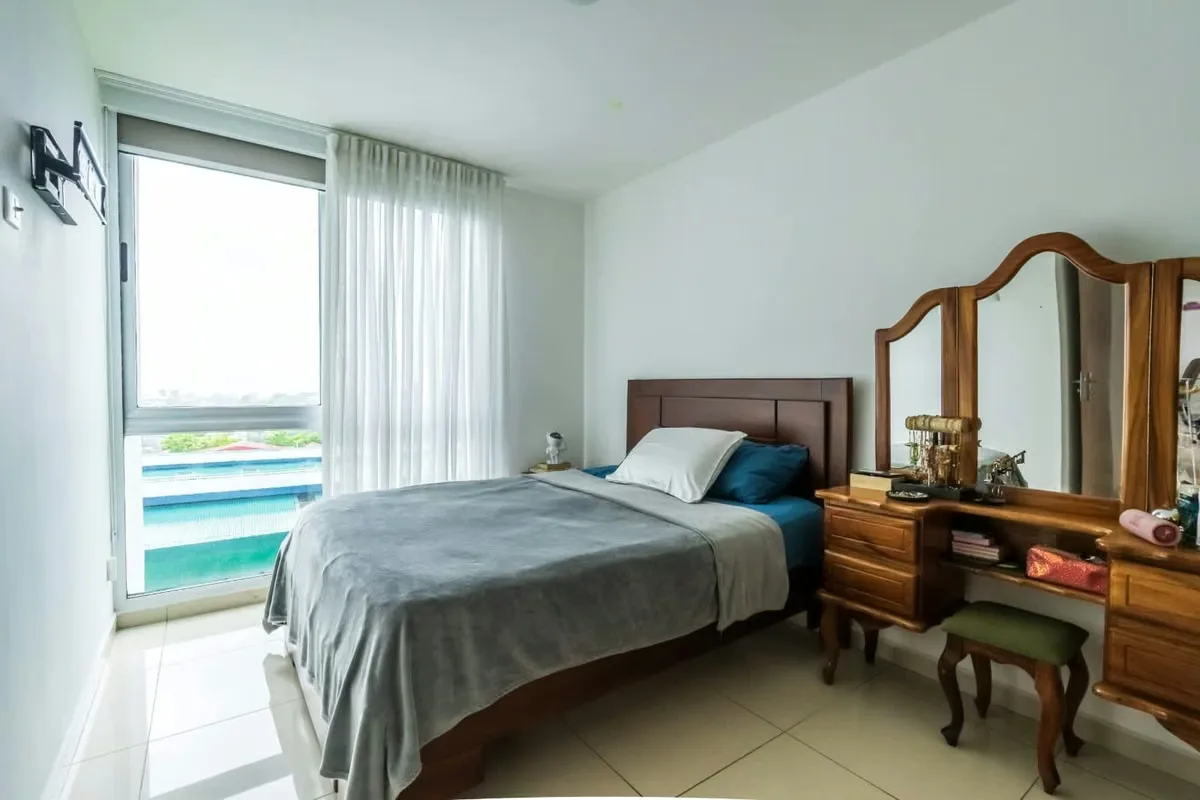 Venta de hermoso apartamento semiamueblado y con diseño moderno, ubicado en el Condominio Bambú Rivera, Tibás., photo 8