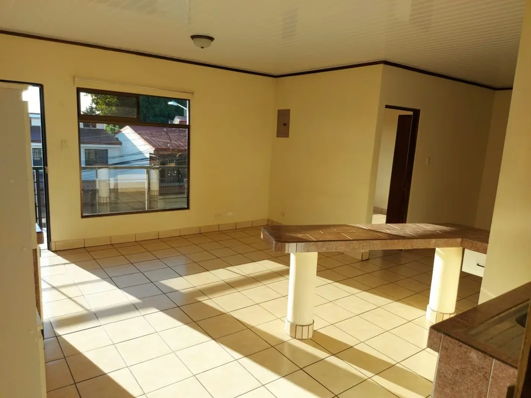 * Ubicado en el Area de Maria Auxiliadora Heredia ( 5 min al centro ...