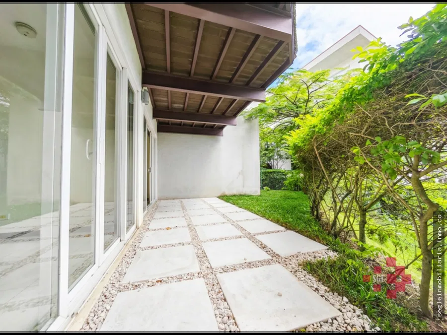 Apartamento con jardín en Alquiler, Santa Ana, San Nicolas de Bari