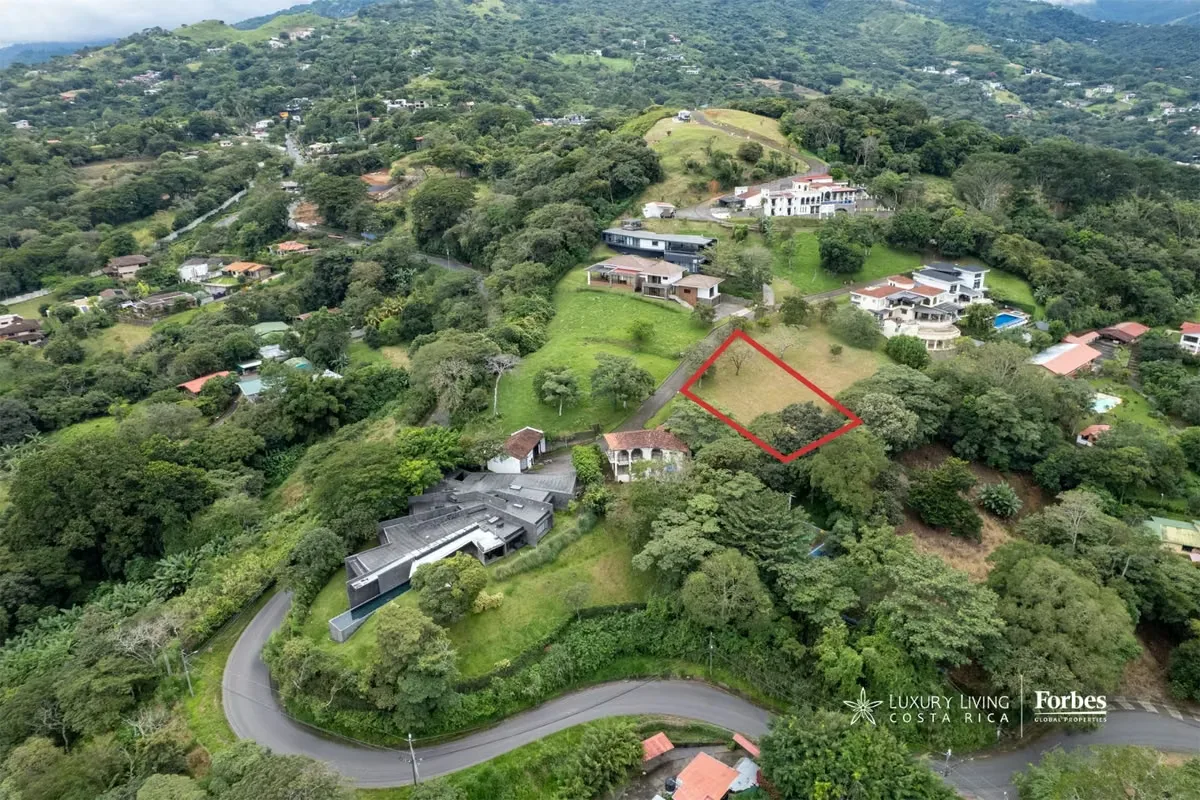 Ubicado dentro del residencial privado Altamira en Colón de Mora, este lote de 1.014,66 m² representa una oportunidad poco común para construir en uno de los enclaves ..., photo 7