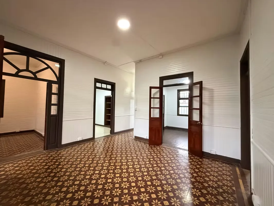 Excelente oportunidad de alquiler comercial en una de las zonas con mayor demanda y accesibilidad de San José: Barrio Aranjuez.