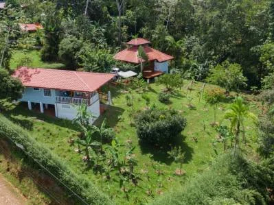 Huerto ecológico Tinamastes | Casa de 2 habitaciones y casita tipo estudio junto al arroyo, photo 2