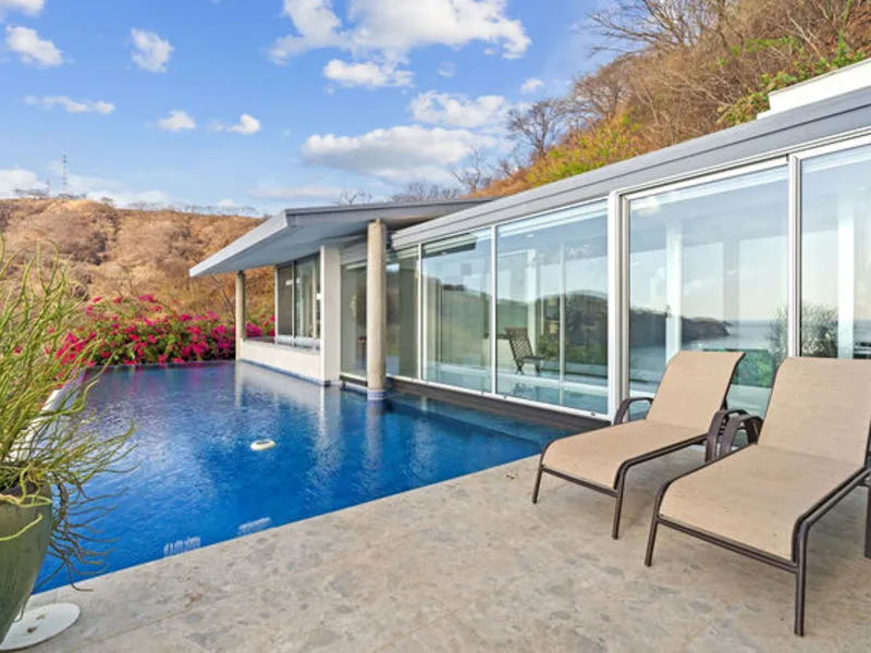 5 Bed Single Family Homes For Sale in Playas Del Coco, photo 9