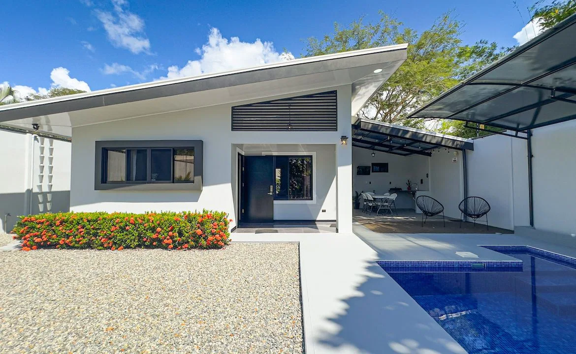 1 BEDROOM HOME WITH POOL AND ROOM TO EXPAND, photo 14