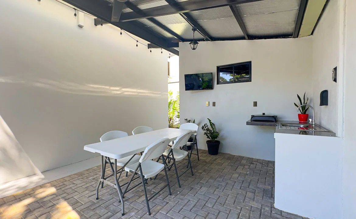 1 BEDROOM HOME WITH POOL AND ROOM TO EXPAND, photo 22