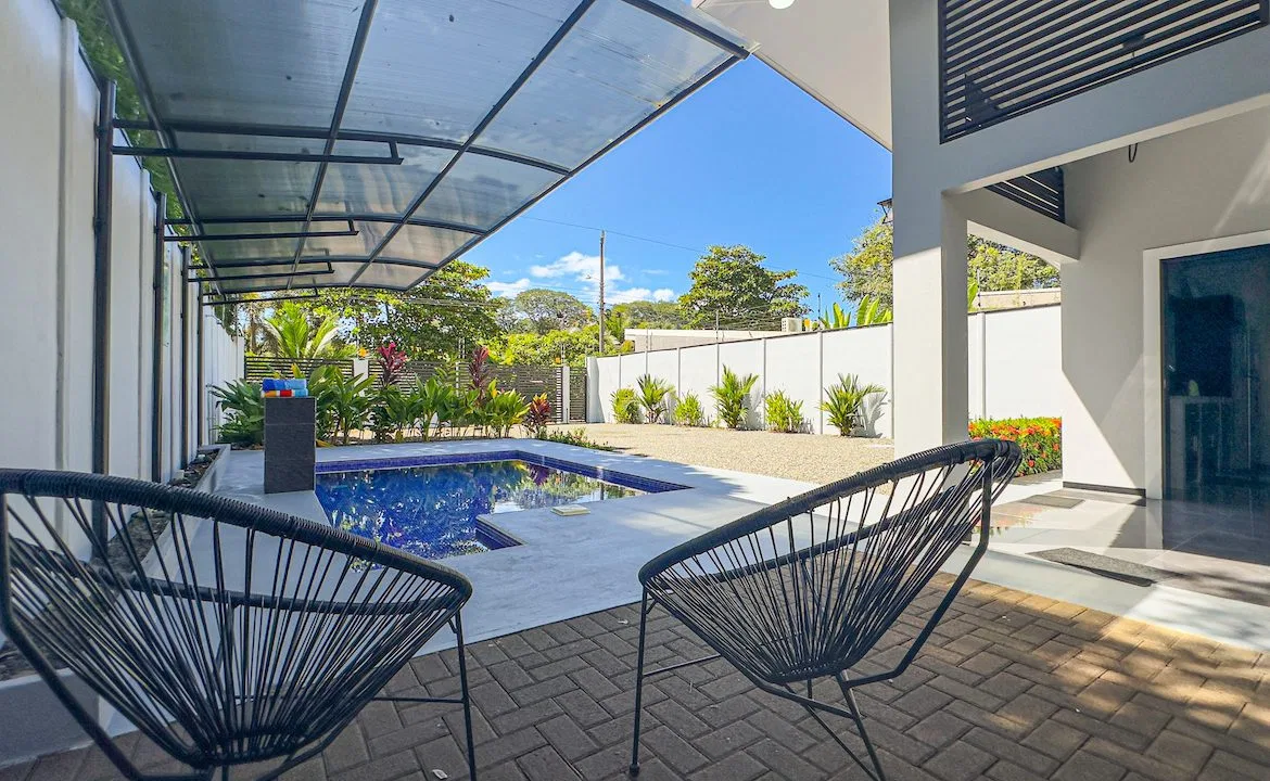 1 BEDROOM HOME WITH POOL AND ROOM TO EXPAND, photo 6