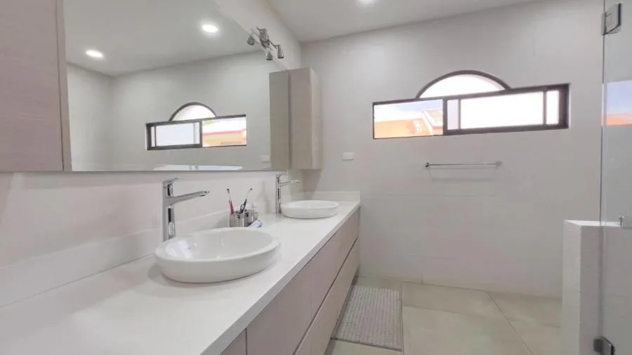 Venta de Casa en Condominio, Lomas de Ayarco Sur, Curridabat. RAH 26-945 NR - Venta en Curridabat, photo 4