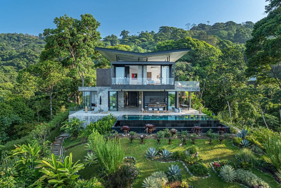 LUXURY PROPERTY WITH PANORAMIC VIEWS OF THE VALLEY AND OCEAN, IN COSTA VERDE – 4.13 ACRES, photo 2