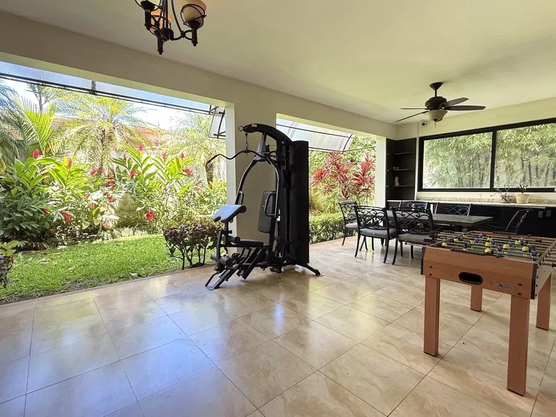 4 Bed Single Family Homes For Sale in Piedades, photo 5