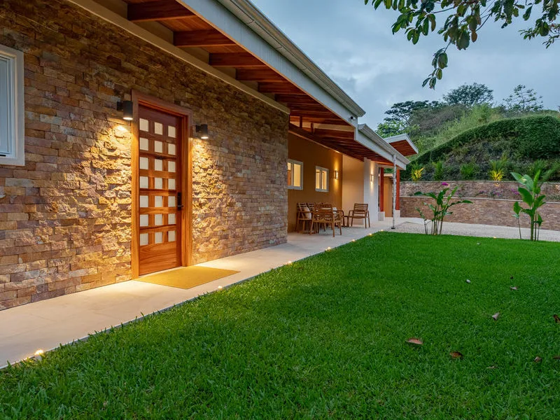4 Bed Single Family Homes For Sale in Uvita, photo 8