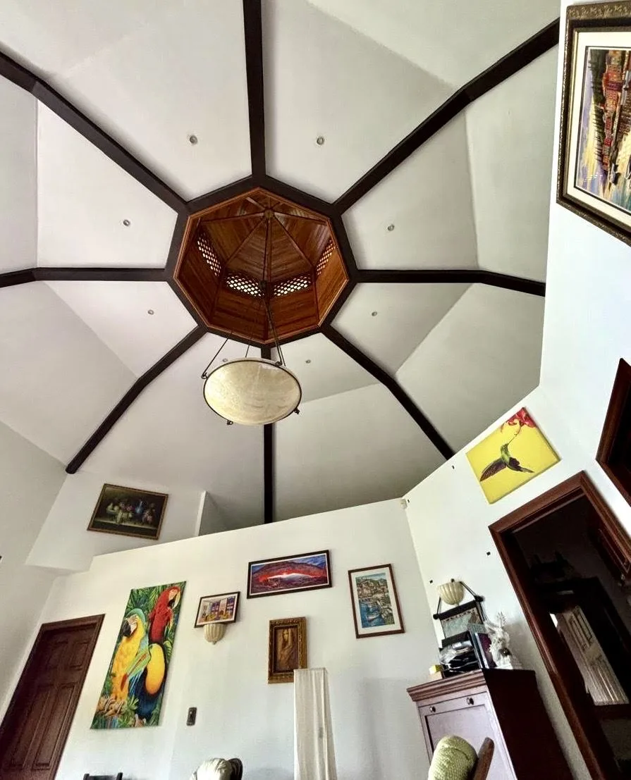 Prime Lakefront Villa in Lake Arenal Gated Community – Exceptional View, Guest House, and Investment Appeal, photo 7