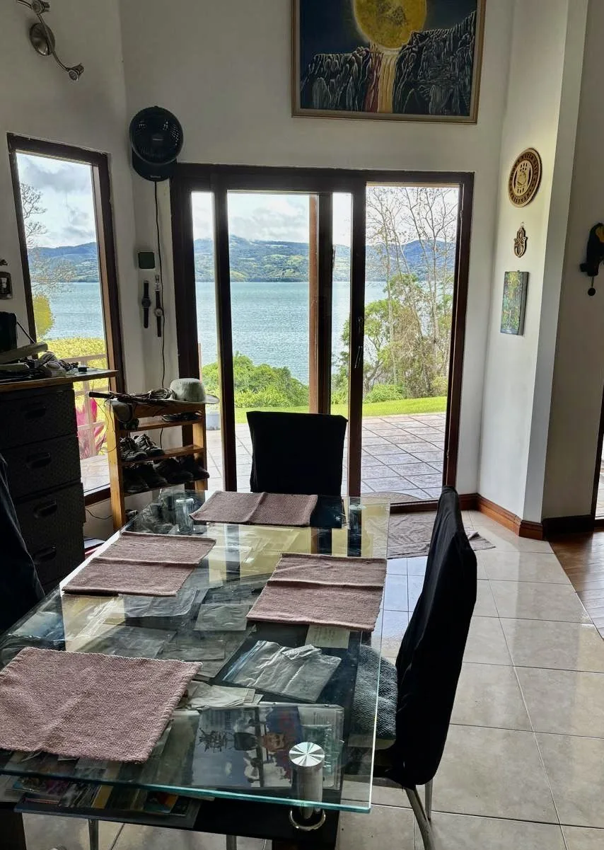 Prime Lakefront Villa in Lake Arenal Gated Community – Exceptional View, Guest House, and Investment Appeal, photo 9
