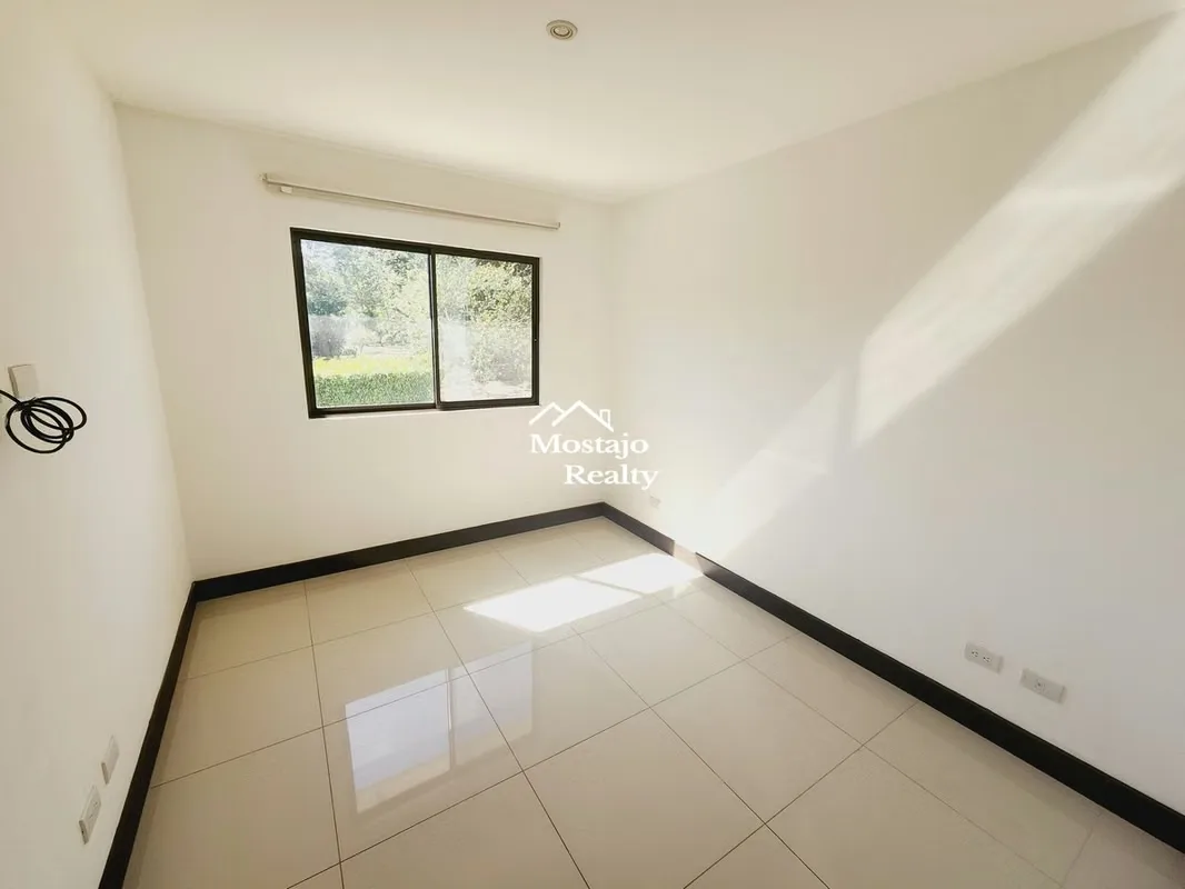 Live like you’re at a resort every day! Bargain price. Discover the perfect balance of comfort, security, and lifestyle in this beautiful home located in the exclusive Parques del ..., photo 12