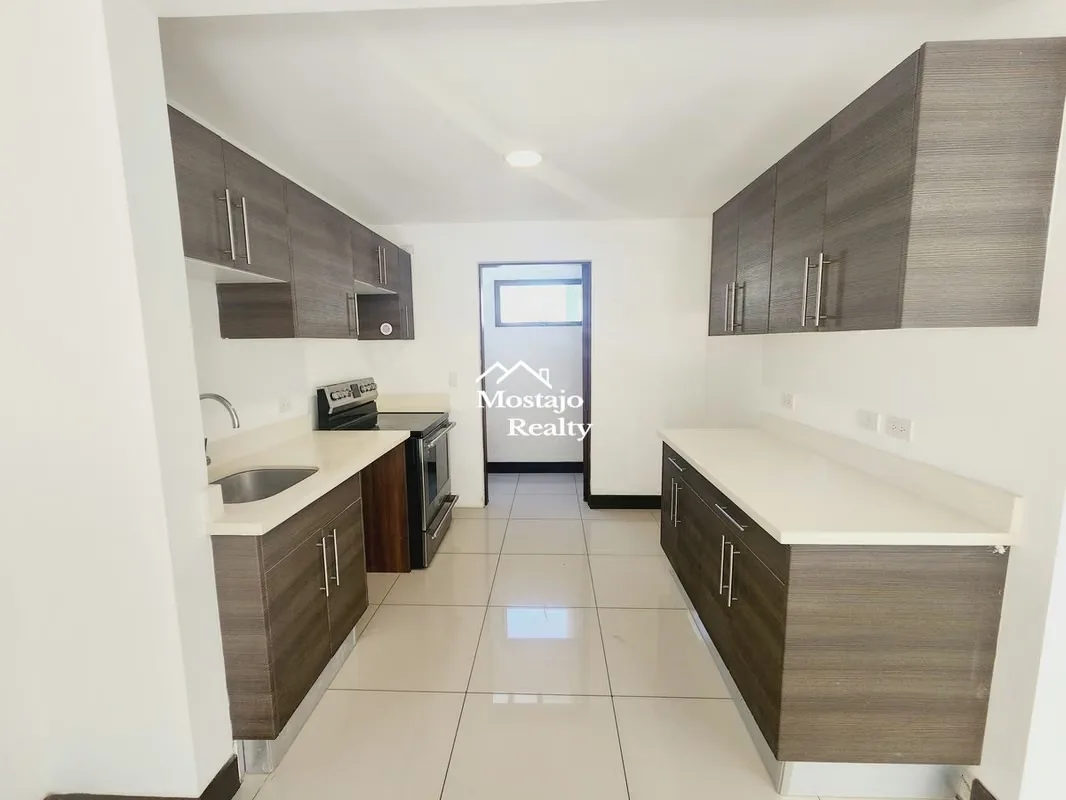 Live like you’re at a resort every day! Bargain price. Discover the perfect balance of comfort, security, and lifestyle in this beautiful home located in the exclusive Parques del ..., photo 16