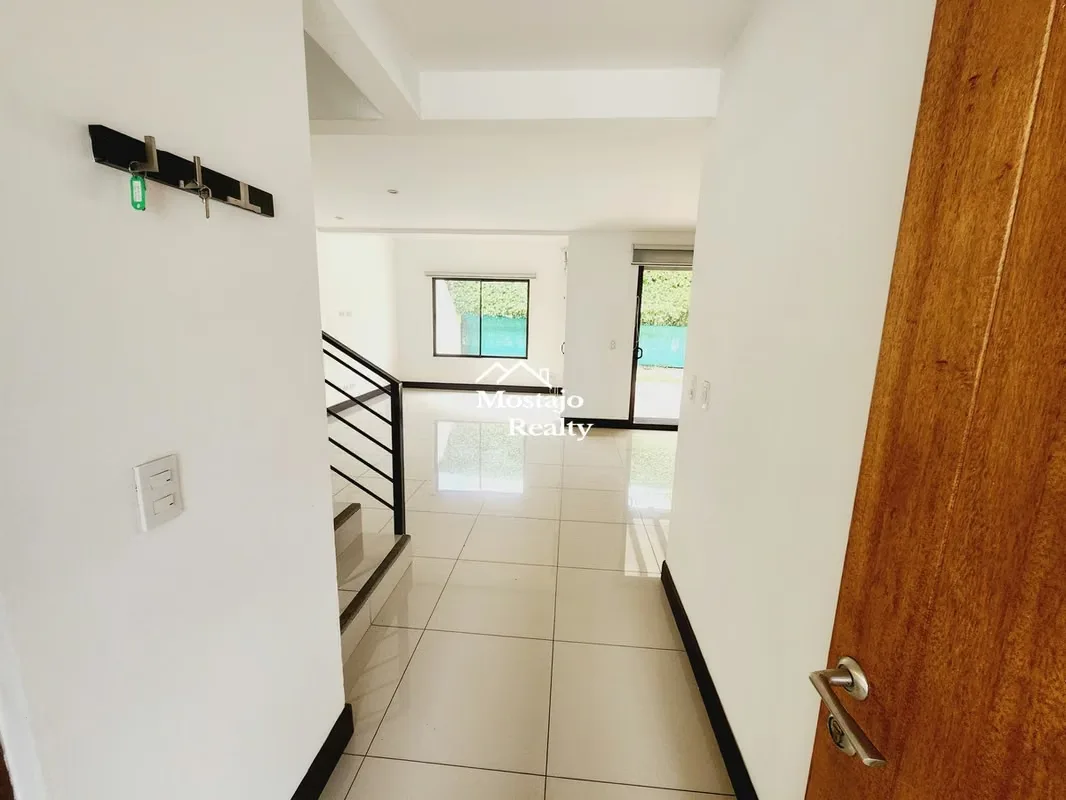 Live like you’re at a resort every day! Bargain price. Discover the perfect balance of comfort, security, and lifestyle in this beautiful home located in the exclusive Parques del ..., photo 3