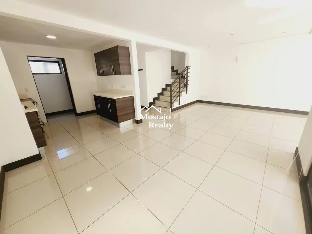 Live like you’re at a resort every day! Bargain price. Discover the perfect balance of comfort, security, and lifestyle in this beautiful home located in the exclusive Parques del ..., photo 7
