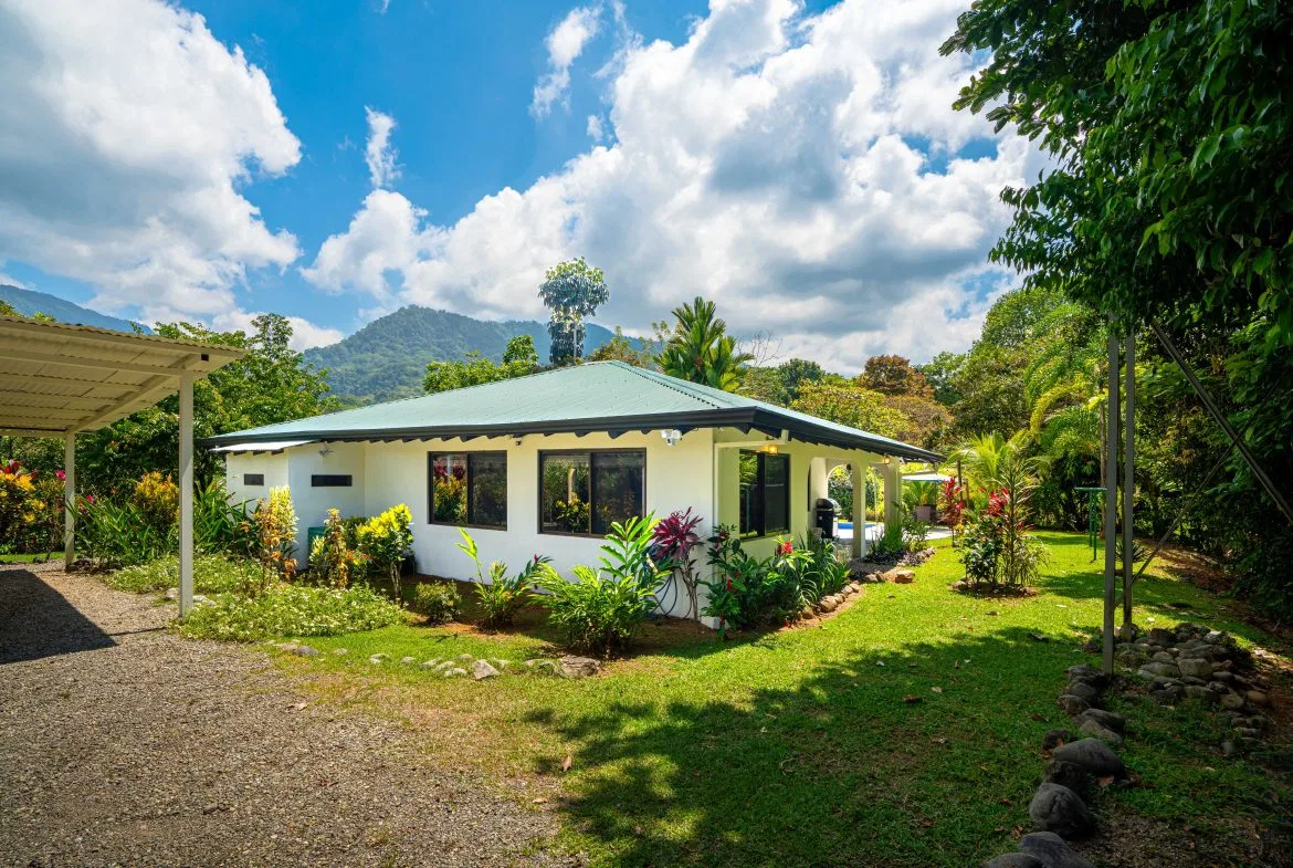 CASA TUCAN PROPERTY IN THE MIDDLE OF THE NATURE, IN TRES RIOS – 1.18 ACRES, photo 10