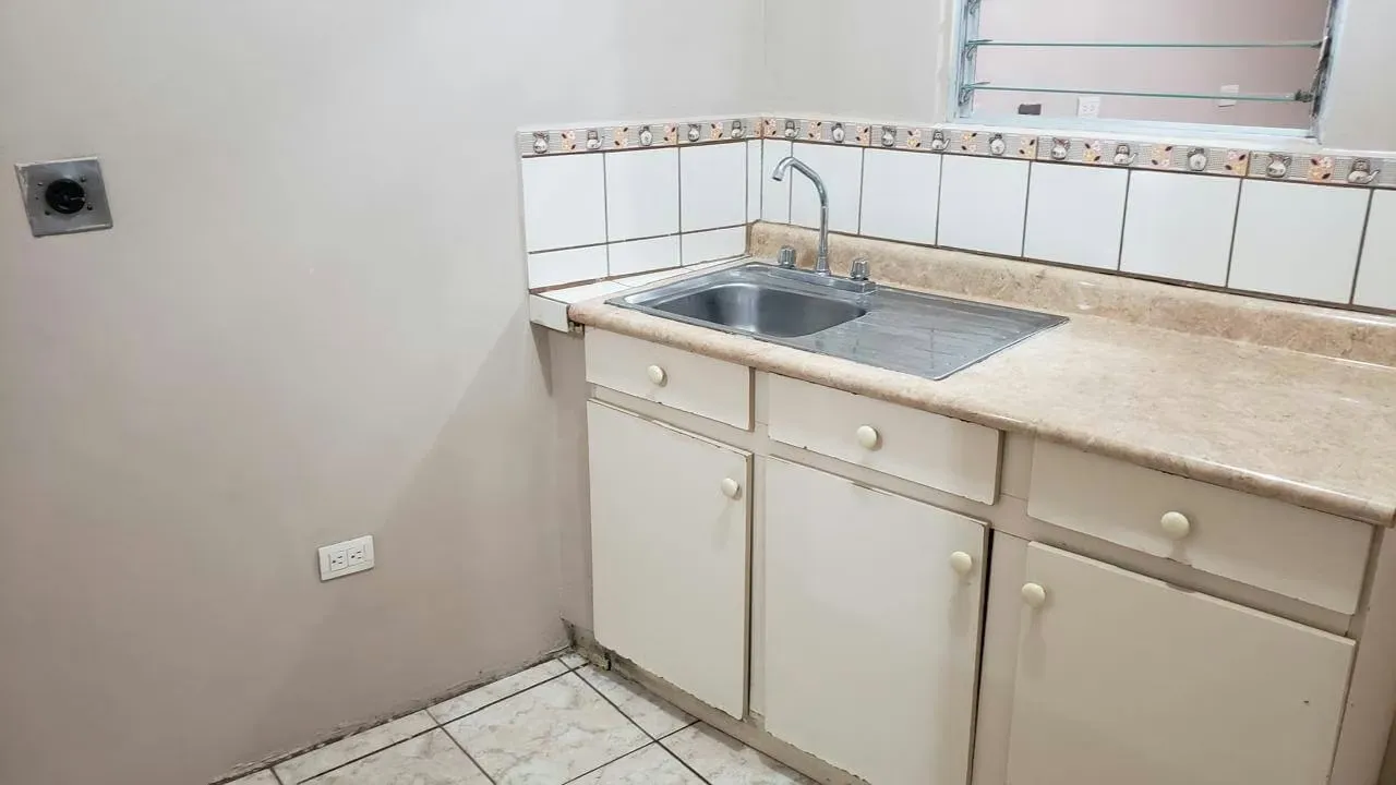 The most versatile real estate asset in La Trinidad, Moravia: Ideal for rental income, home business, or multi-generational living!, photo 8