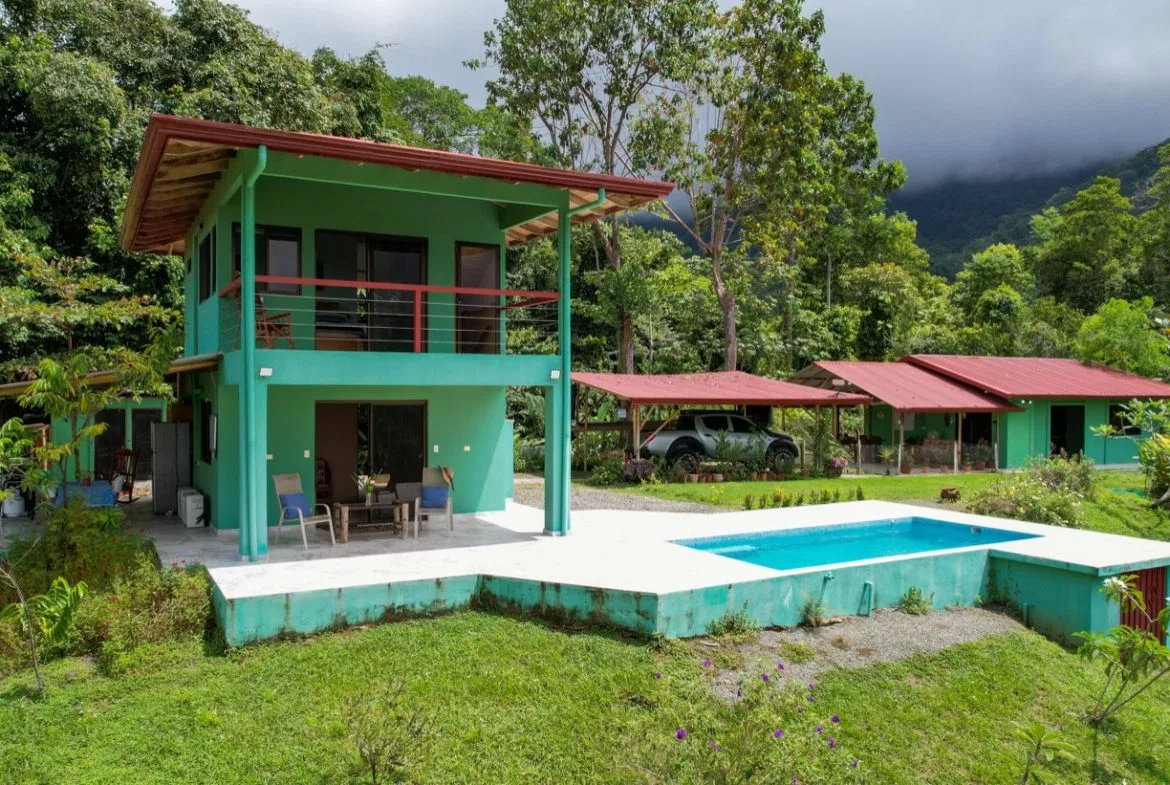 TWO FLOOR PROPERTY WITH A GUEST HOUSE AND OCEAN VIEWS, IN OJOCHAL – 1.55 ACRES, photo 2