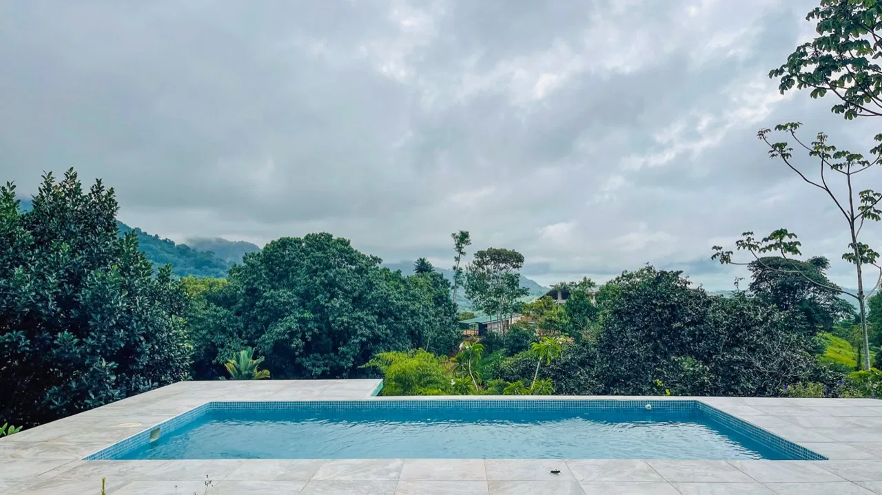 TWO FLOOR PROPERTY WITH A GUEST HOUSE AND OCEAN VIEWS, IN OJOCHAL – 1.55 ACRES, photo 9