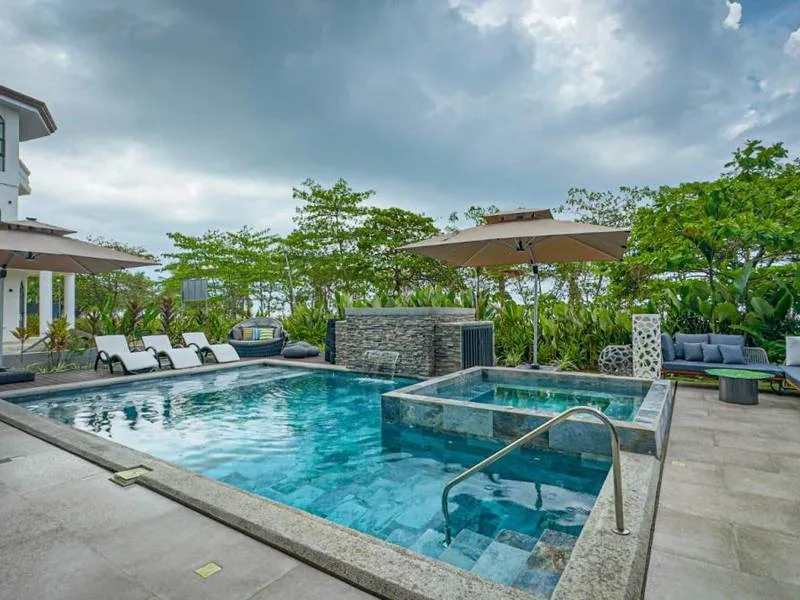 12 Bed Single Family Homes For Sale in Playa Hermosa, photo 10