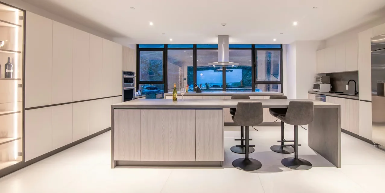 4-bedroom luxury home in Solaris, Santa Ana with private terrace, mountain views, modern kitchen, ensuite bedrooms, and community pool. Costa Rica., photo 2