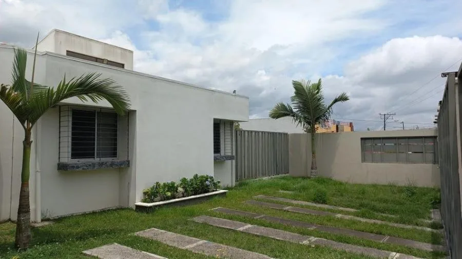 CASA EN VENTA EN GIOCOECHEA, cod: CTL 24-1652 - Venta en Goicoechea, photo 8