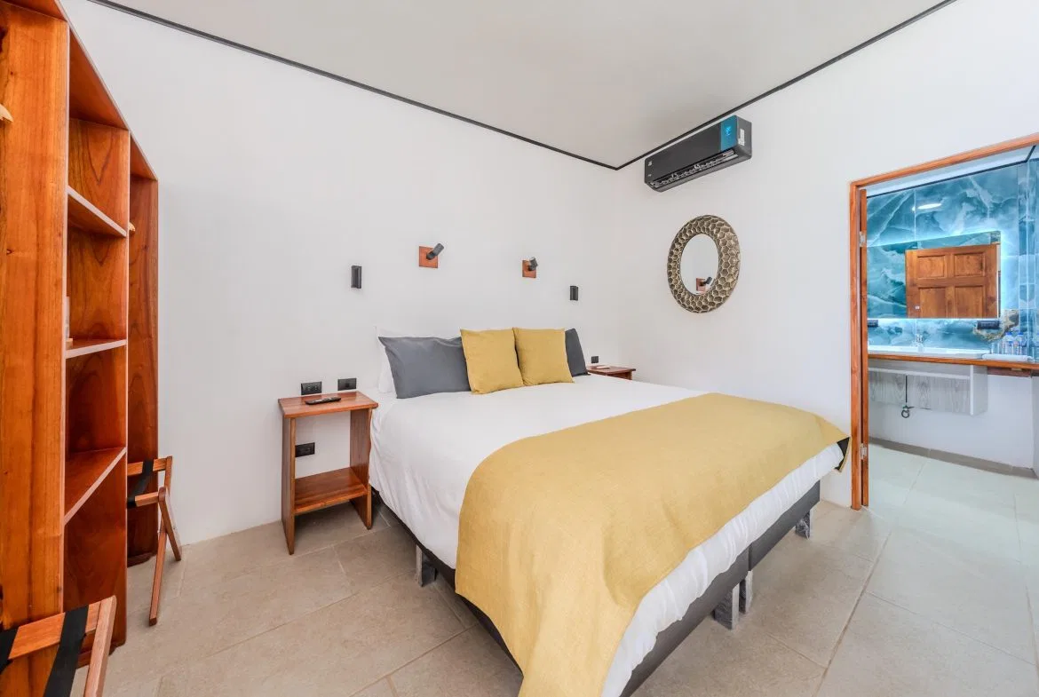 LOS PAPYRUS HOTEL PROPERTY WITH FOUR BEDROOMS AND NEAR TO THE BEACH, IN BAHIA BALLENA – 0.087 ACRES, photo 20