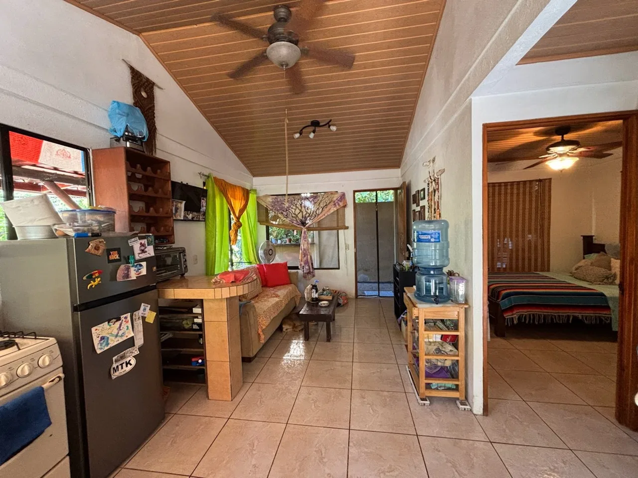 PROPERTY WITH SEVEN BEDROOMS AND RIVER VIEWS NEAR TO THE DOMINICAL BEACH, IN BARU – 0.16 ACRES, photo 6
