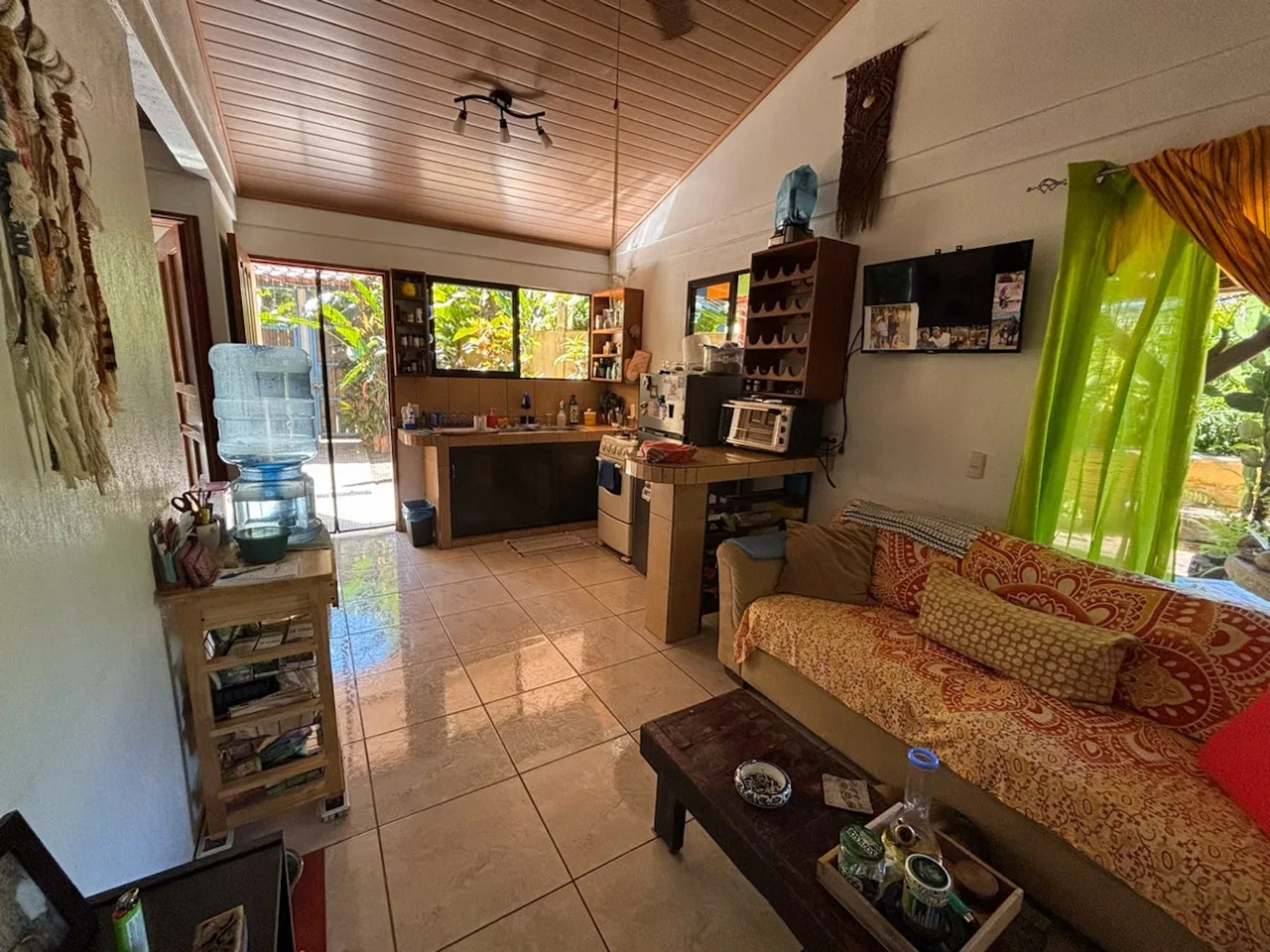 PROPERTY WITH SEVEN BEDROOMS AND RIVER VIEWS NEAR TO THE DOMINICAL BEACH, IN BARU – 0.16 ACRES, photo 7