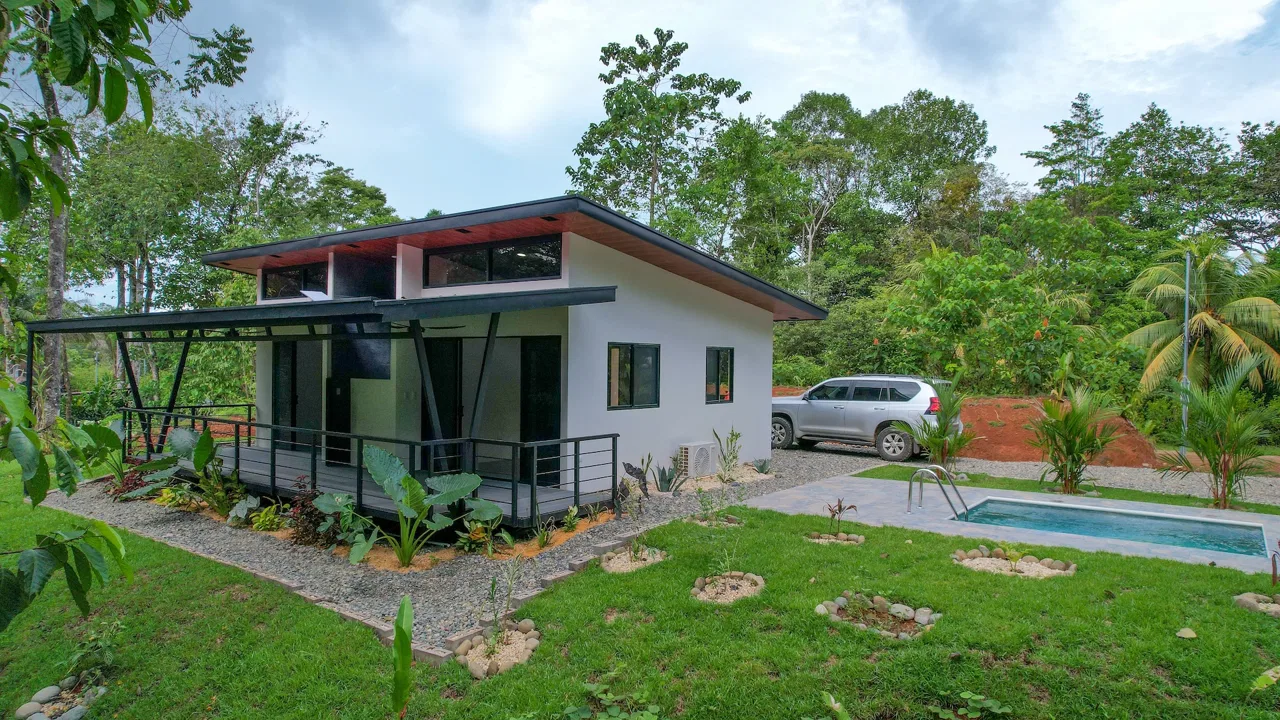 PROPERTY WITH TWO BEDROOMS AND CREEK, IN OJOCHAL – 1.25 ACRES, photo 2