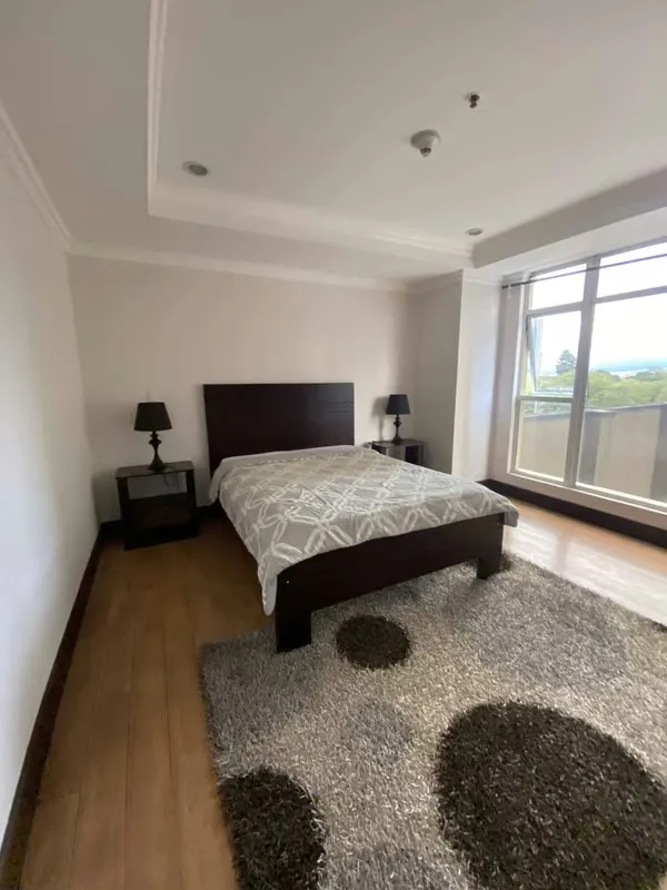 Alquiler de hermoso apartamento amueblado con una ubicación excepcional cerca de todo!, photo 2