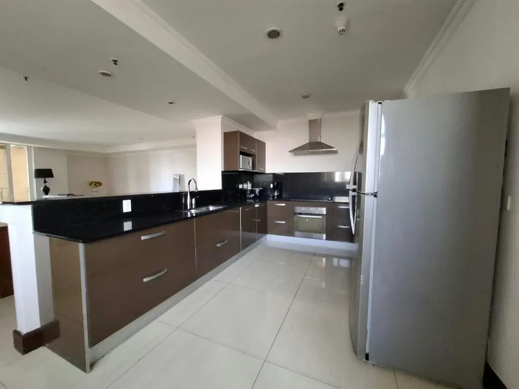 Alquiler de hermoso apartamento amueblado con una ubicación excepcional cerca de todo!, photo 4