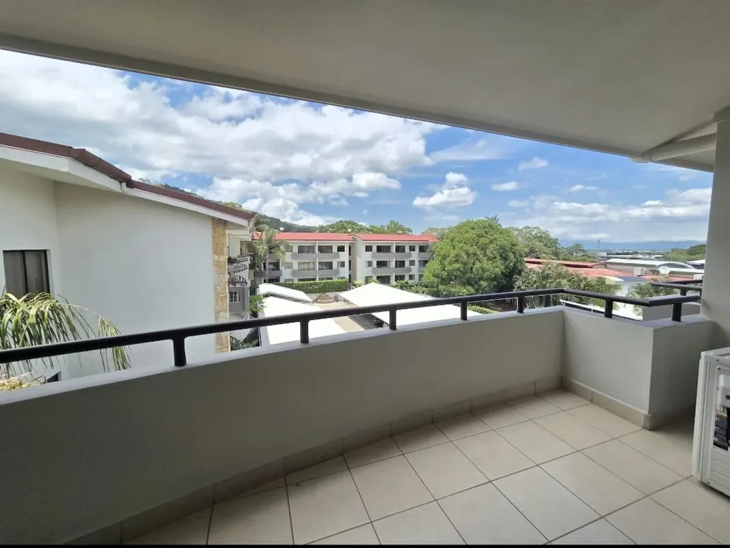 El condominio cuenta con excelente conectividad y fácil acceso a Ruta 27, Alto de las Palomas hacia Escazú y Piedades de Santa Ana. En sus alrededores encontrarás centros ..., photo 4