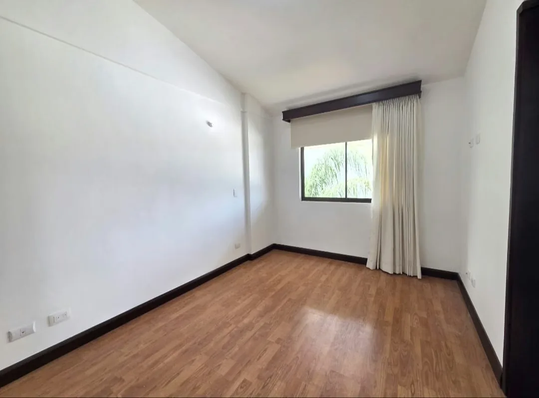 El condominio cuenta con excelente conectividad y fácil acceso a Ruta 27, Alto de las Palomas hacia Escazú y Piedades de Santa Ana. En sus alrededores encontrarás centros ..., photo 6