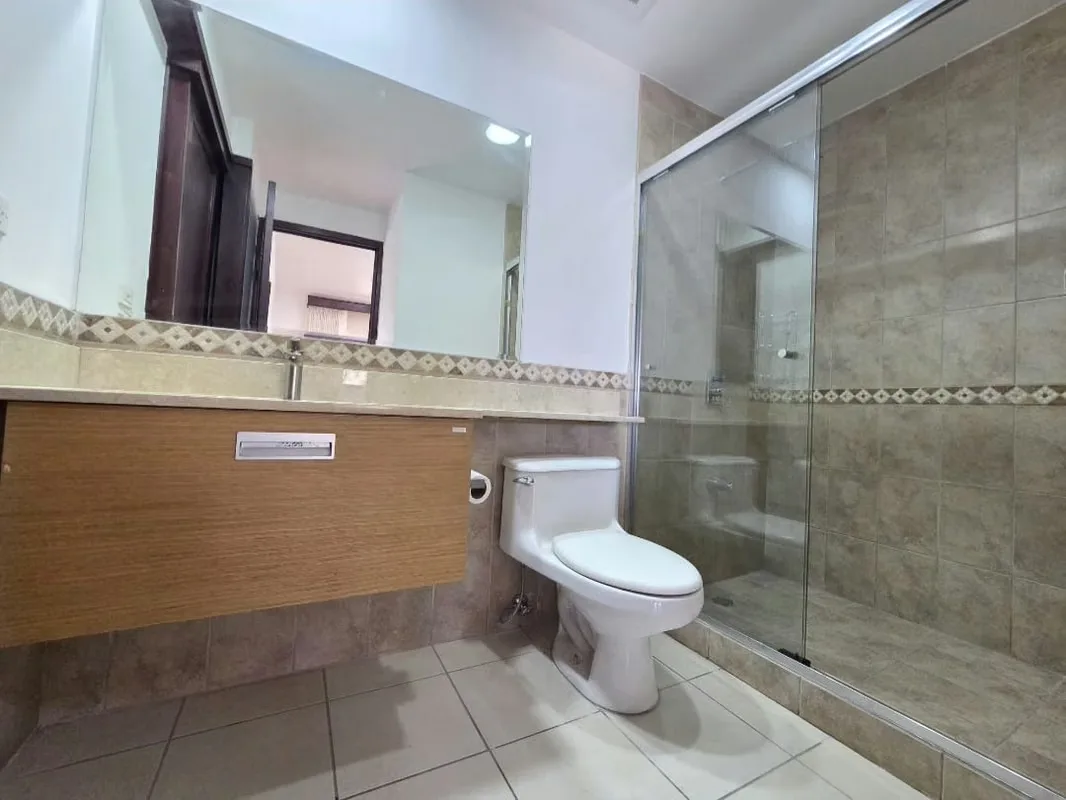 El condominio cuenta con excelente conectividad y fácil acceso a Ruta 27, Alto de las Palomas hacia Escazú y Piedades de Santa Ana. En sus alrededores encontrarás centros ..., photo 8