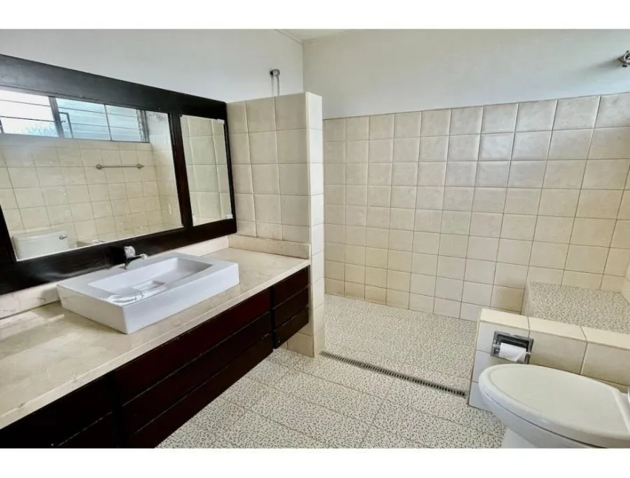 Venta de casa en San Rafael de Montes de Oca US$420,000 #JM67 - Venta en San Pedro, photo 9
