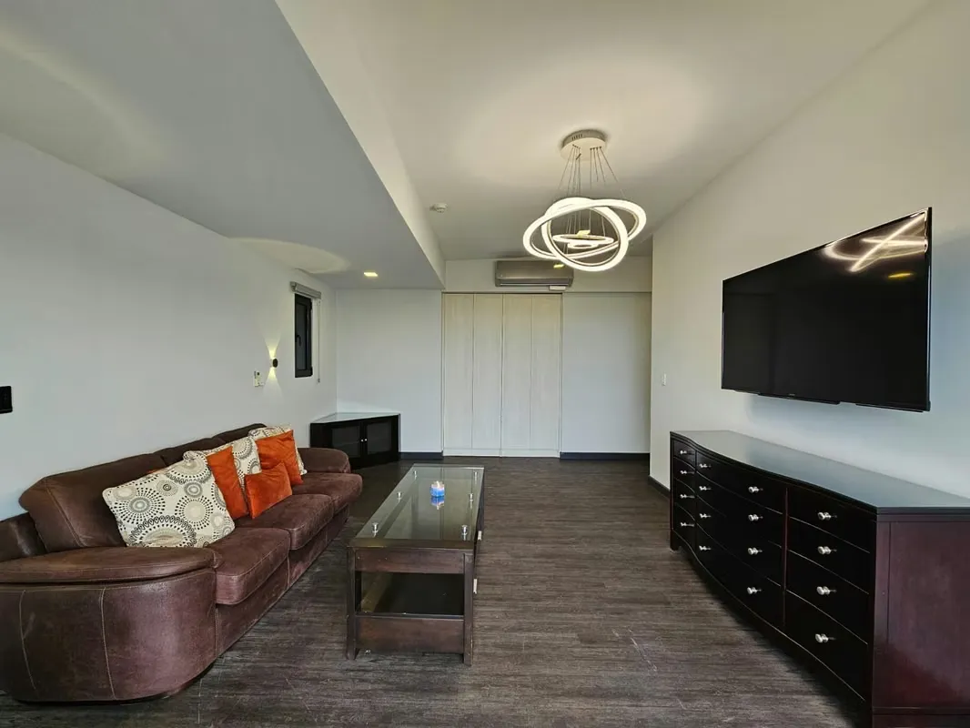 Luxury Penthouse for Sale – Golfside Condominium, photo 11