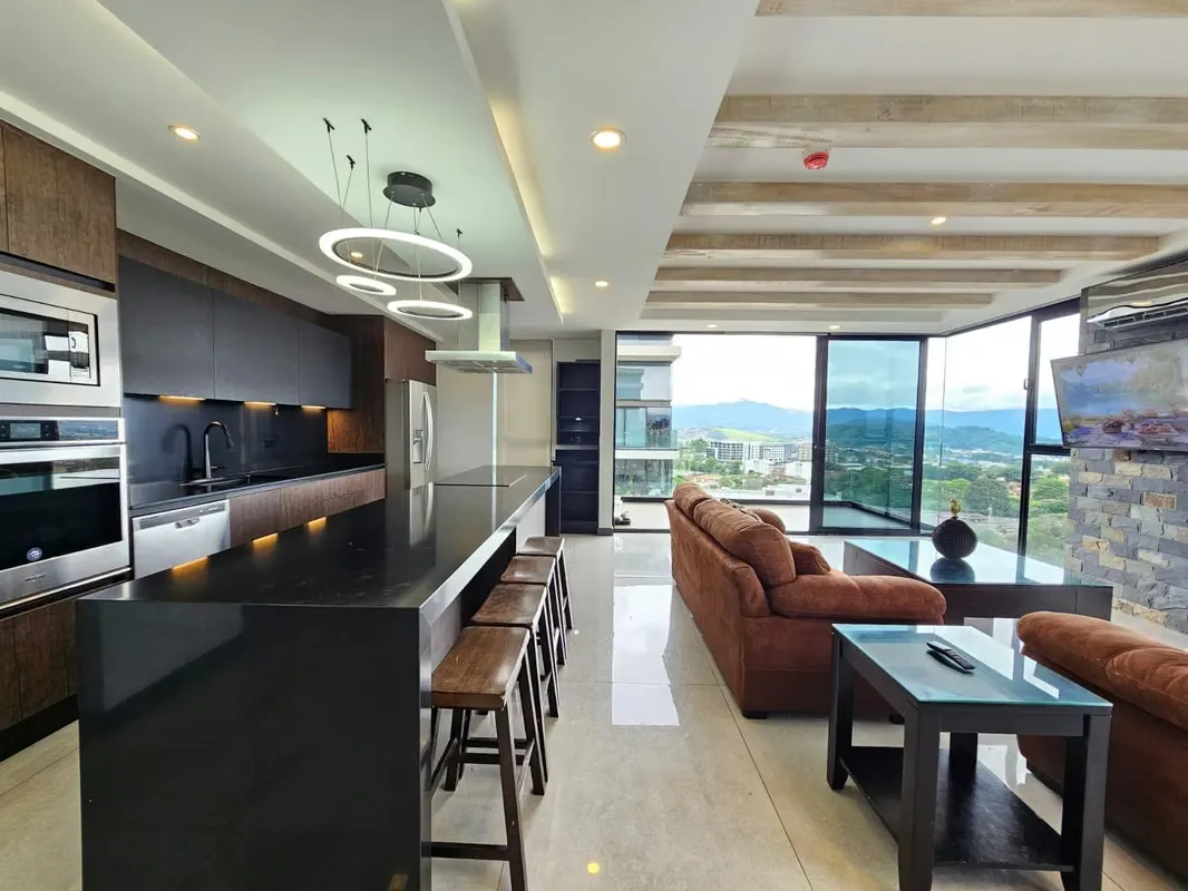 Luxury Penthouse for Sale – Golfside Condominium, photo 6