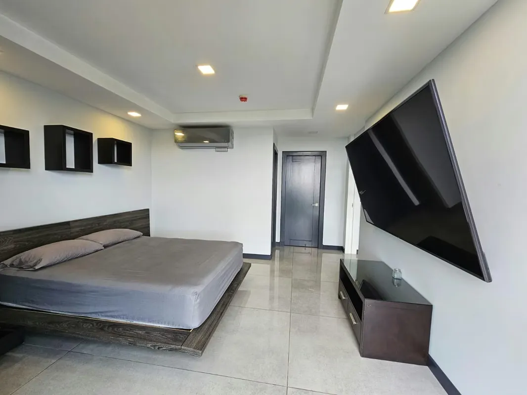Luxury Penthouse for Sale – Golfside Condominium, photo 9