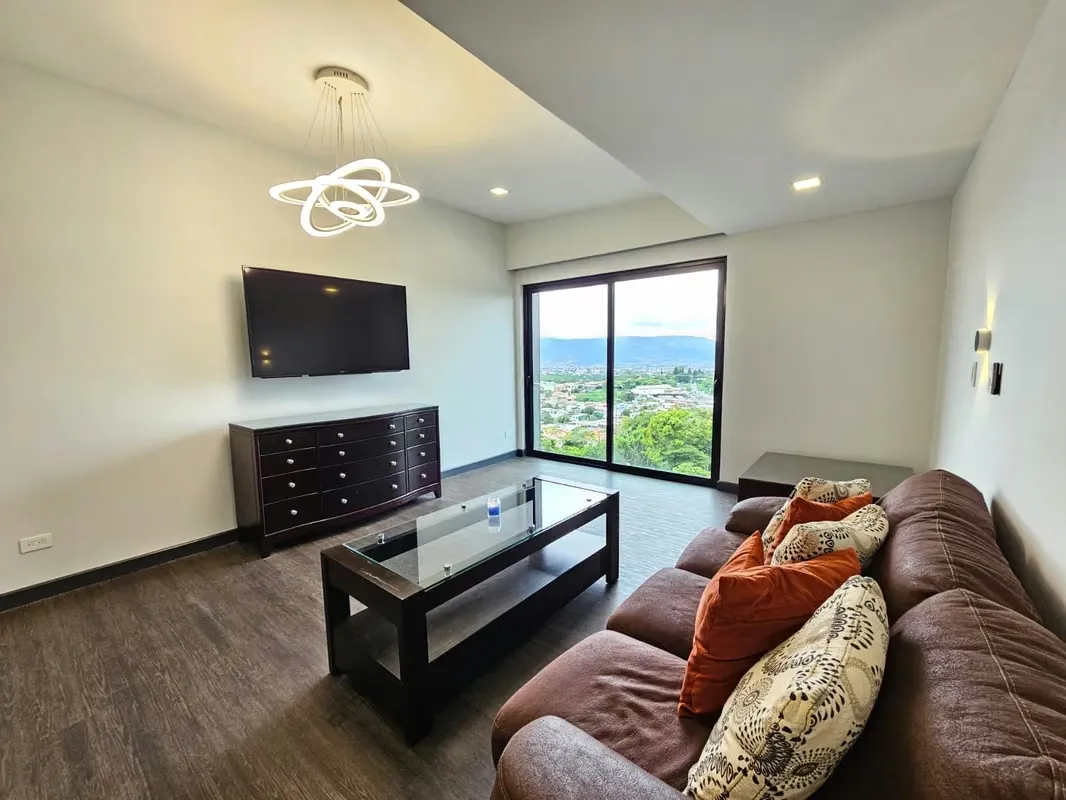 Luxury Penthouse for Sale – Golfside Condominium, photo 10