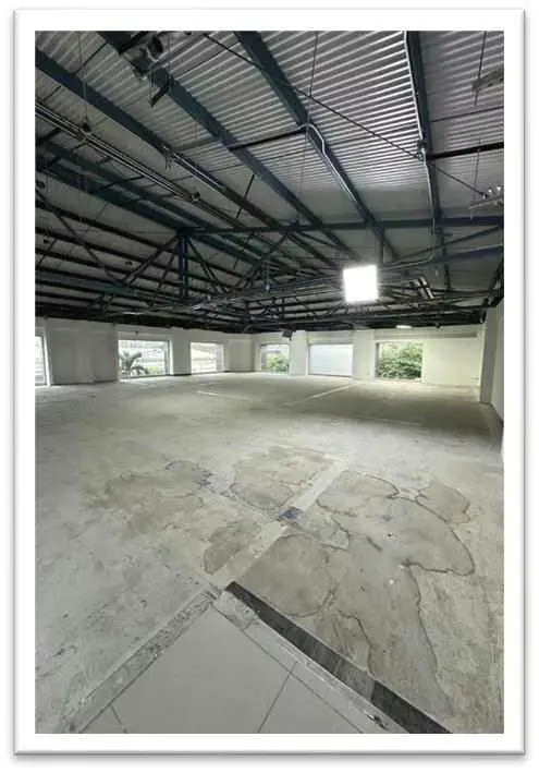 SE ALQUILA oficina que se puede transformar en bodega (cambia el precio) de 2065 metros cuadrados en Complejo privado en Hereda, seguridad 24/7., photo 2